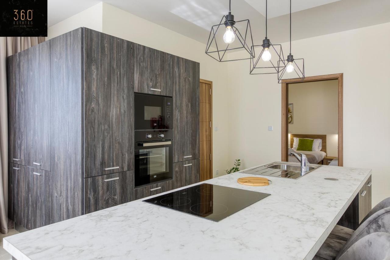 Luxury Beautiful Penthouse With Amazing Views & Ac By 360 Estates Apartment Marsaxlokk Exterior photo